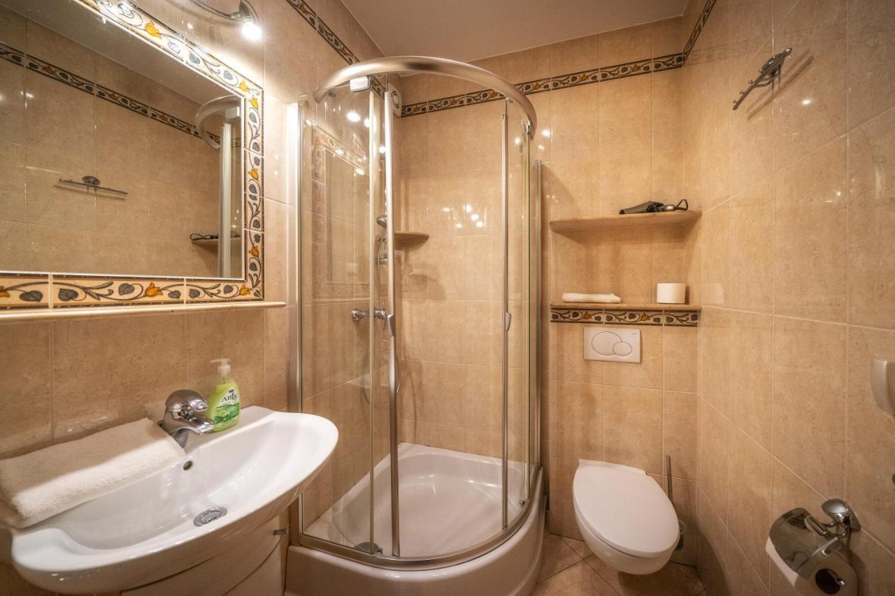 Pod Reglami Apartment Zakopane Luaran gambar
